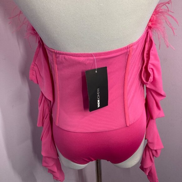 Fashion Nova Feather Bodysuit, NWT, Size M - Picture 3 of 12